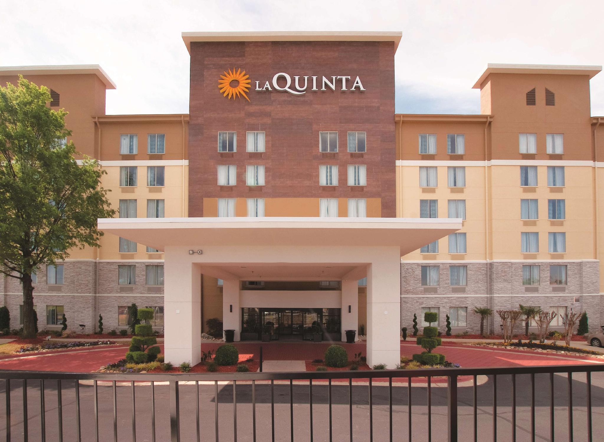 La Quinta By Wyndham Atlanta Airport North Hotel Esterno foto